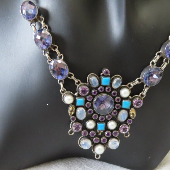 Statement Necklace - Picture 3 of 3